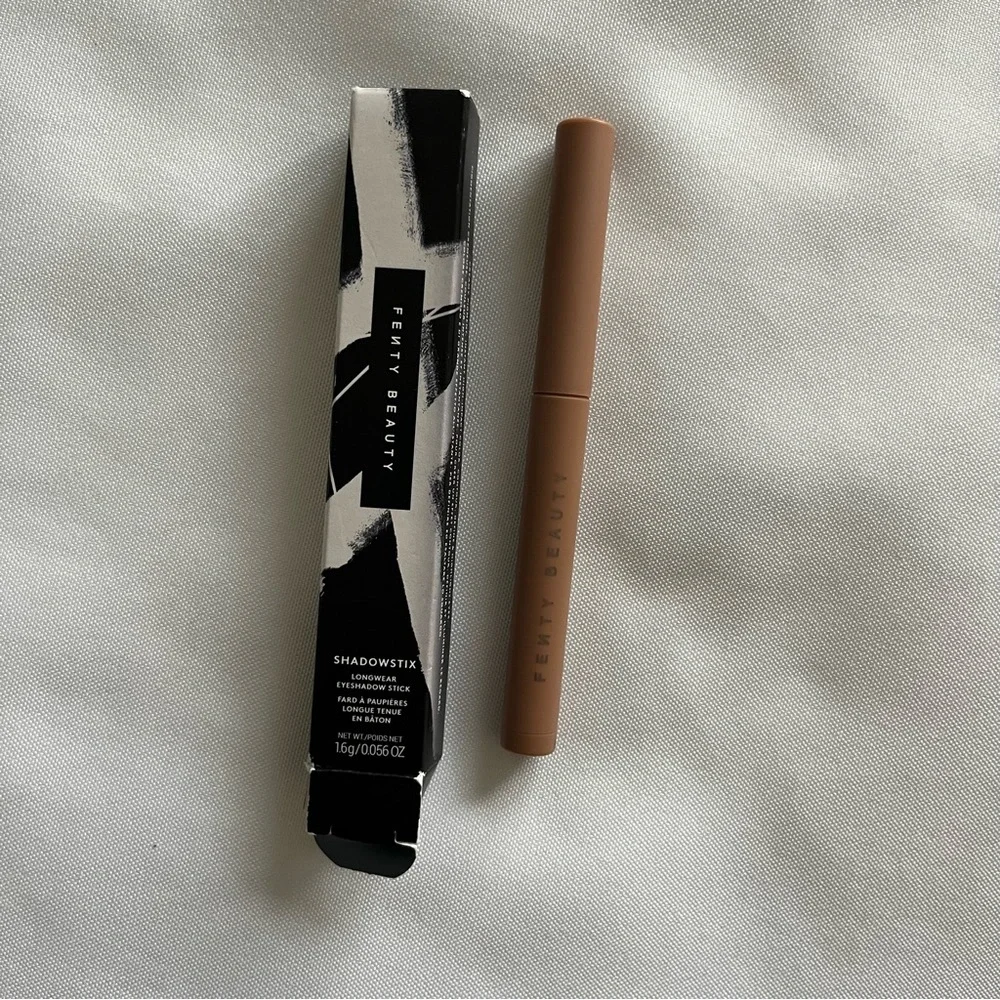 FENTY BEAUTY by Rihanna Shawdowstix Longwear Eyeshadow Stick Tira’Miss You NWT